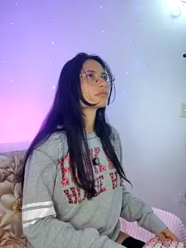 NayeCloud's Live XXX Chat