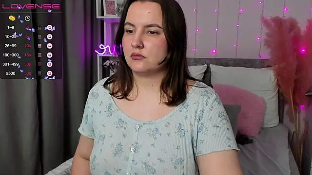 Živý XXX chat FeralPeach