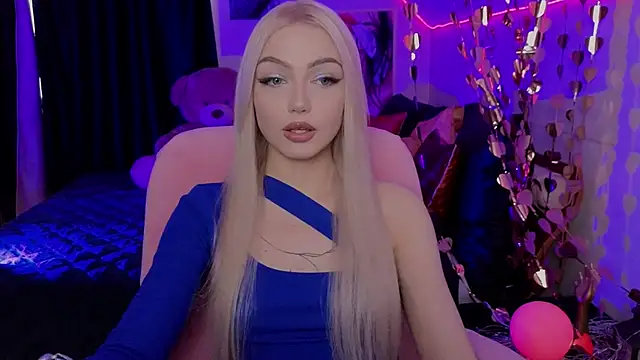 LinaLirian's Live XXX Chat