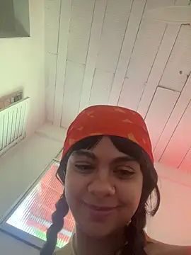 sarmidai Chat XXX live