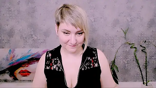 Djullia Chat XXX live