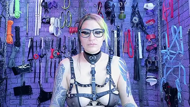 Živý XXX chat PANDORANEZZ