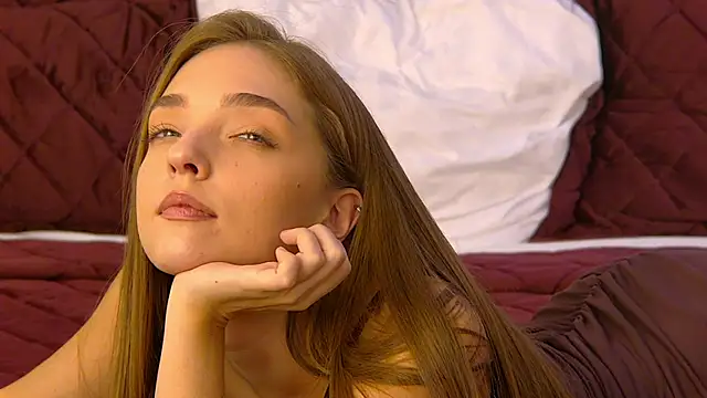 VirginieCruz Adlı Modelin Canlı XXX Sohbeti