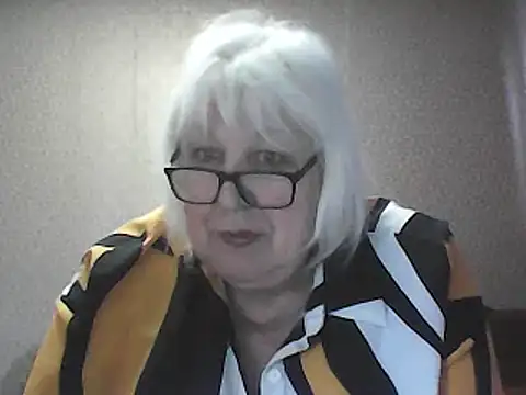 Alexia64231's Webcam Show