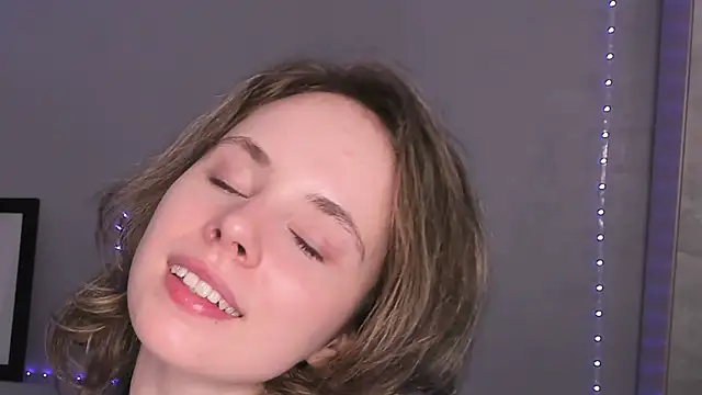 CrystaLeah Chat XXX live