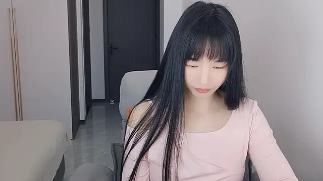 Lisa-3333's Live XXX Chat