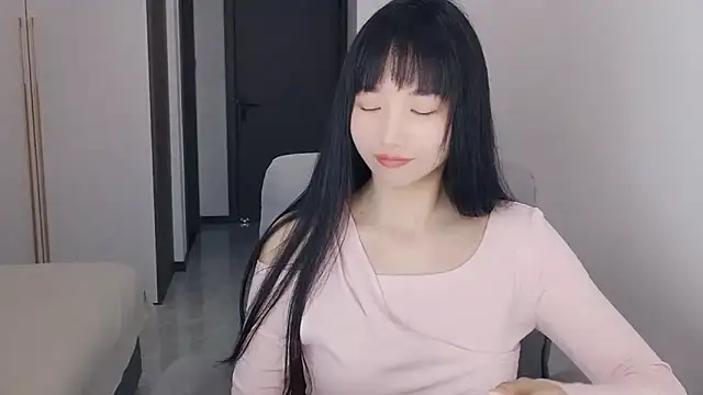 Lisa-3333 即時 XXX 聊天