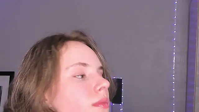 XXX chat uživo modela CrystaLeah