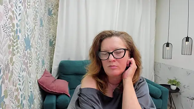 Chatroom XXX en direct de LeaPure