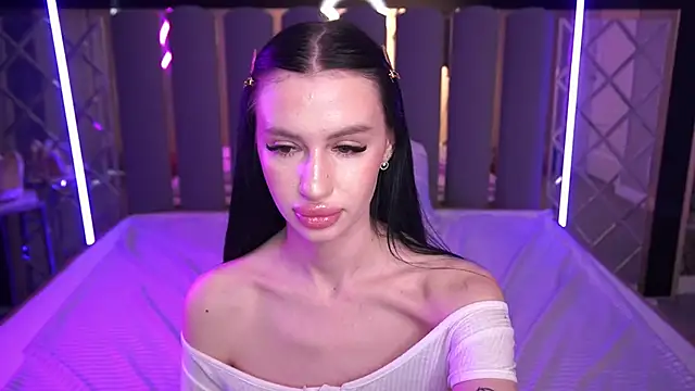 Chatroom XXX en direct de Snow_WhiteeeX