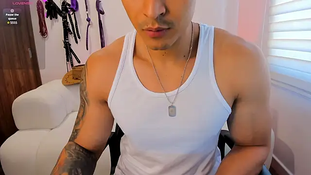 abu_dhabi_21 Chat XXX in diretta