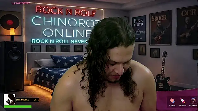 Webkamerová show chino_roz