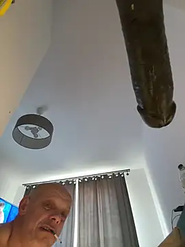 Онлайн чат XXX Jaropol