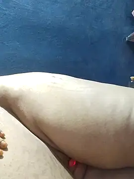 tamilthanushri: онлайн-секс-чат