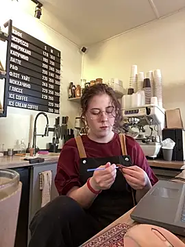 cinnabon_ élő XXX-chatje