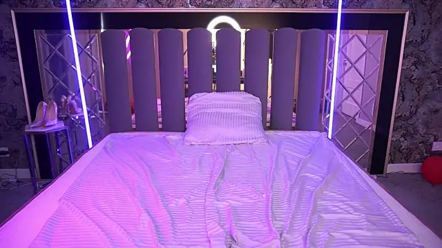 Chat +18 de Snow_WhiteeeX ao vivo