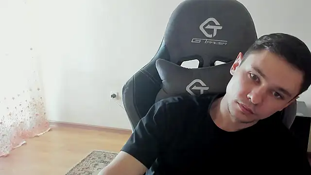 عرض كام Alexmansuper