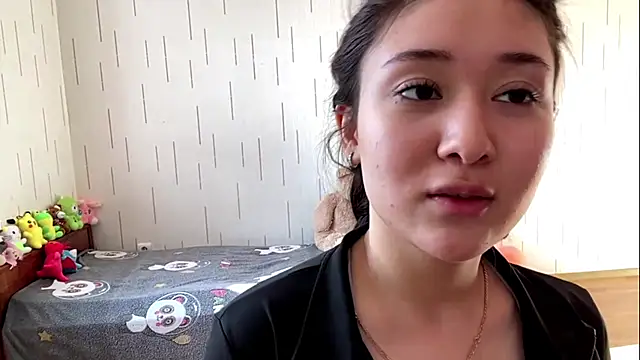 YourMiIa Live XXX Chat