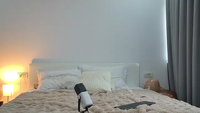 Živý XXX chat YasminHelson