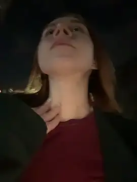 RosieSecret 即時 XXX 聊  天