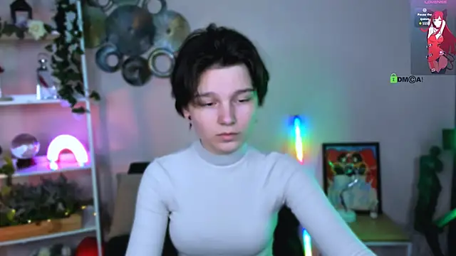 mirginia_lovely 即時 XXX 聊天