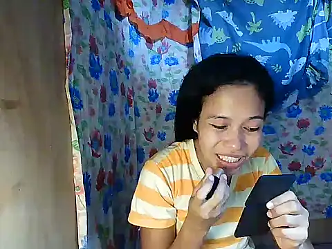 PinaySkinnyGirlのライブXXXチャット