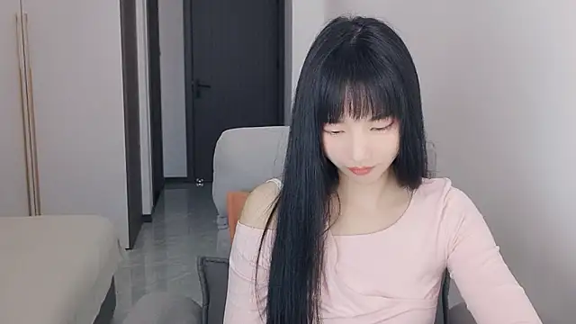 Lisa-3333 Adlı Modelin Canlı XXX Sohbeti