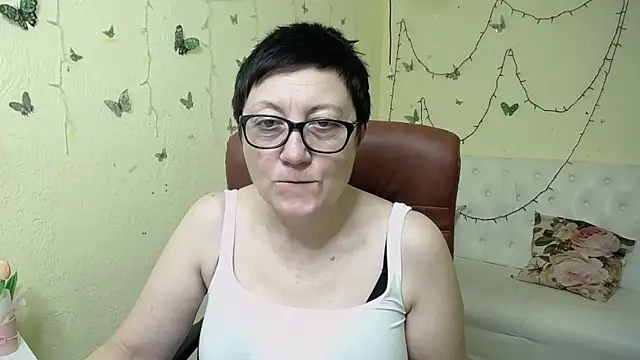 EmilyL0ve Live XXX-chat