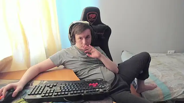 Chat +18 de iliaskrislove ao vivo