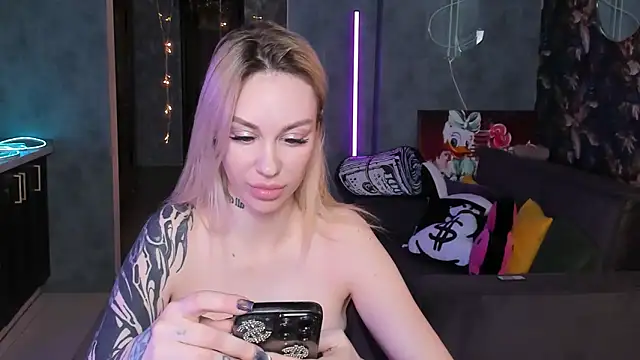 Blckmirrorr – Live XXX-chat