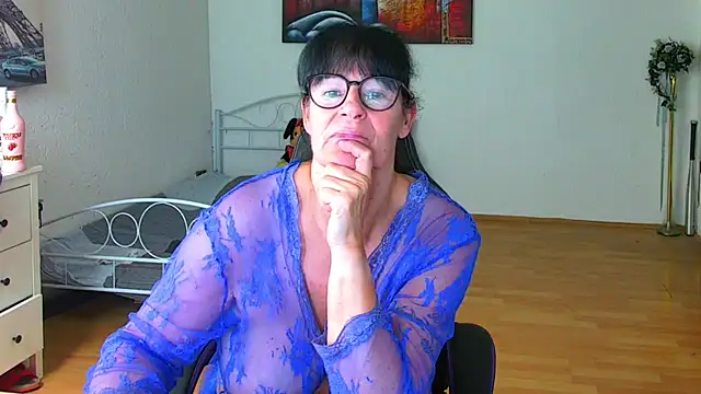 Sylly's Live XXX Chat