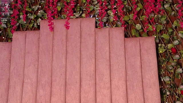 MiaJanss Live XXX-chat