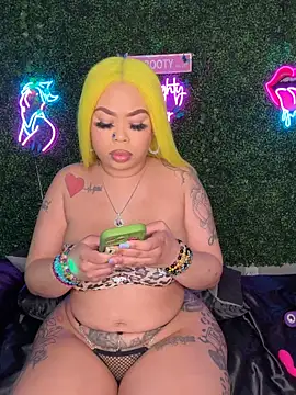 RenaThickAss' Webcam Show