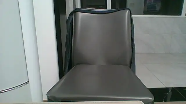 nole_china7 Adlı Modelin Canlı XXX Sohbeti