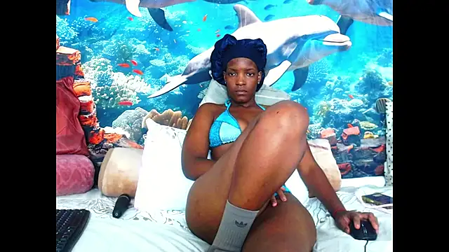 AfricanBarbiee69: онлайн-секс-чат