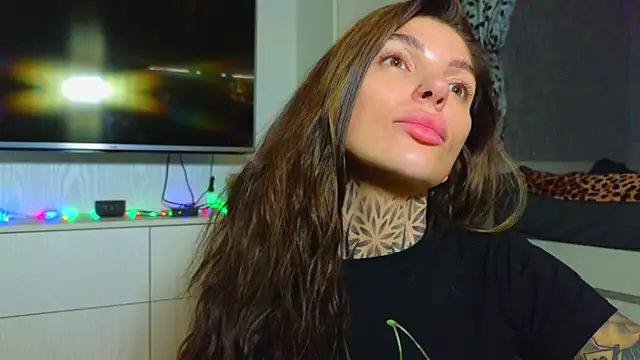 tattooedBabyy's Webcam Show