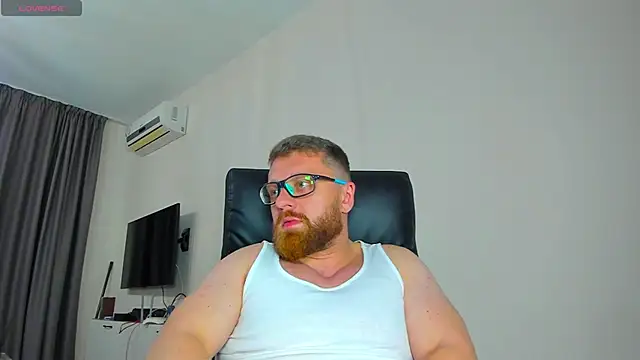 Chatroom XXX en direct de Findom_guy