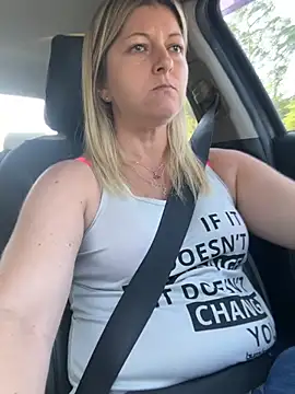 XXX chat uživo modela NikkiBlisss