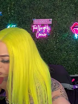 Pokazy przed kamerką – RenaThickAss