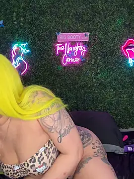 Chat XXX en directo de RenaThickAss