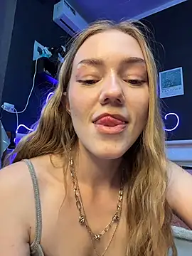 MilaMoone's Live XXX Chat