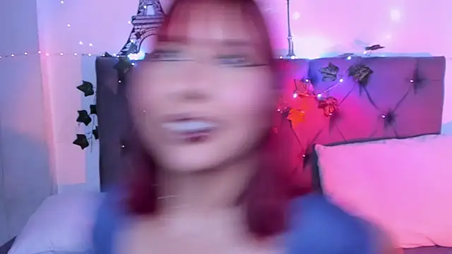 violeta_blaze1 Adlı Modelin Canlı XXX Sohbeti