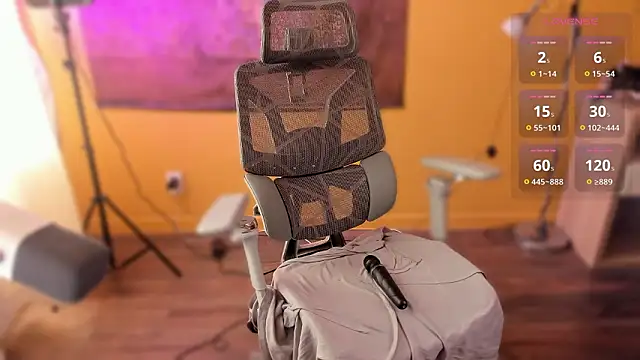 CutieMaevee: онлайн-секс-чат