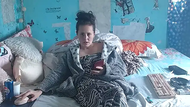 brighteyes77's Live XXX Chat