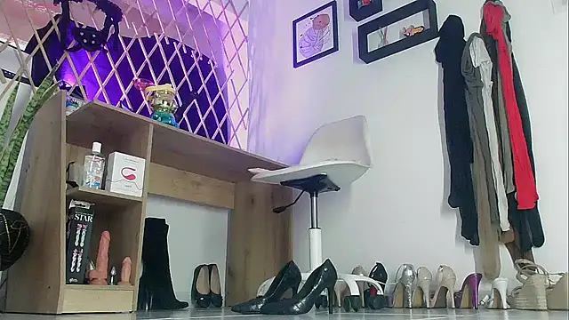 myla_sarah 라이브 XXX 채팅