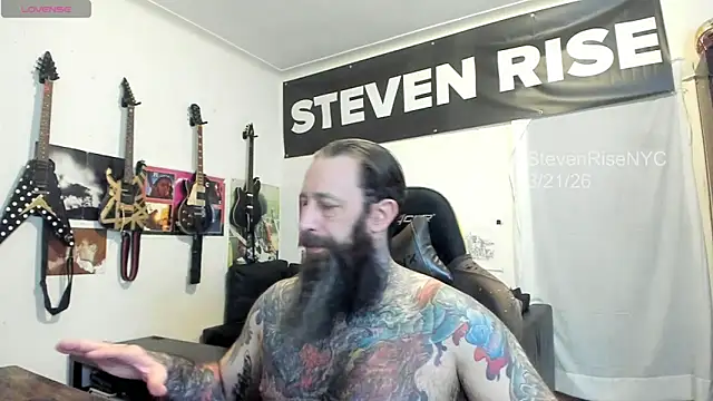 StevenRiseNYC: διαδικτυακό σόου στην κάμερα