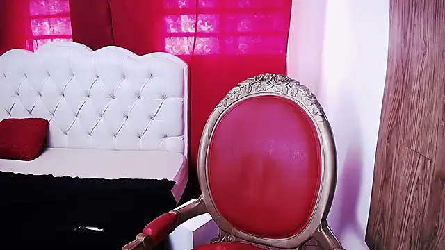 دردشة Cordelia_Perlman الجنسية المباشرة