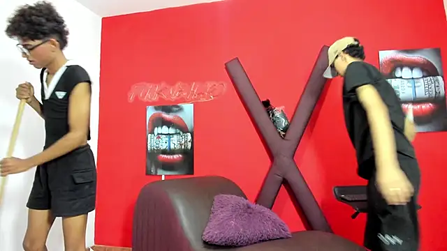 โชว์เว็บแคมของ BOYS_PLAY