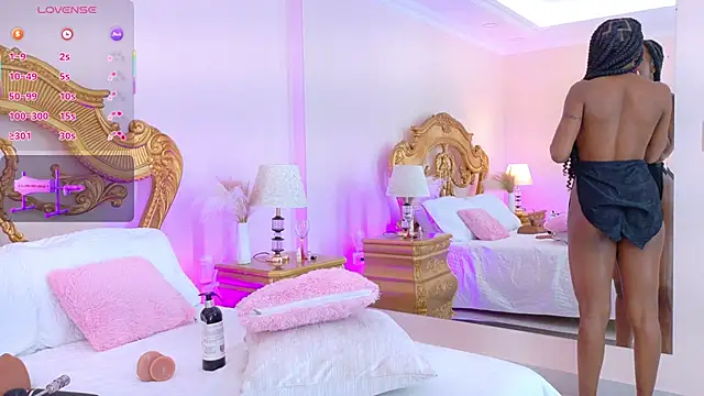 Онлайн чат XXX AshleyFerri