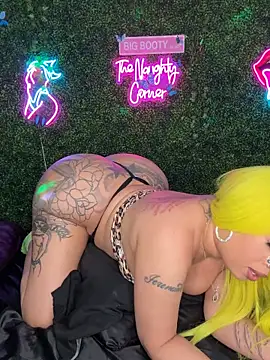 RenaThickAss – Live XXX-chat